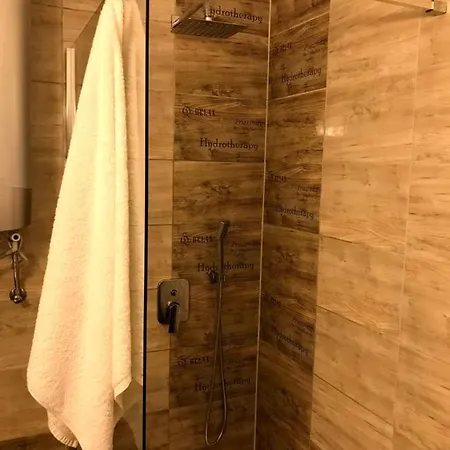 Apartament Dany Rose Apartman Eger